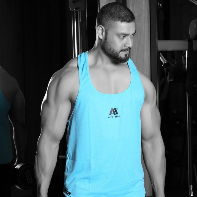 Jayeshkumar Pandya Honored as Best Fitness Coach in Ahmedabad 2023