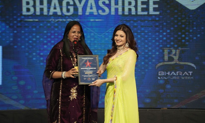 Dr. Alka Bhargava was awarded Best Spiritual Healer in Jaipur 2024